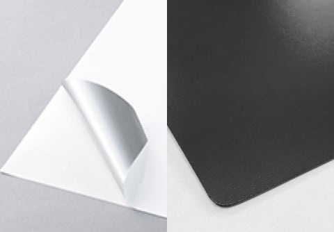 【屋内用】ホワイト（塩ビ）+
0.3mm厚等方性磁力タイプマグネットのイメージ