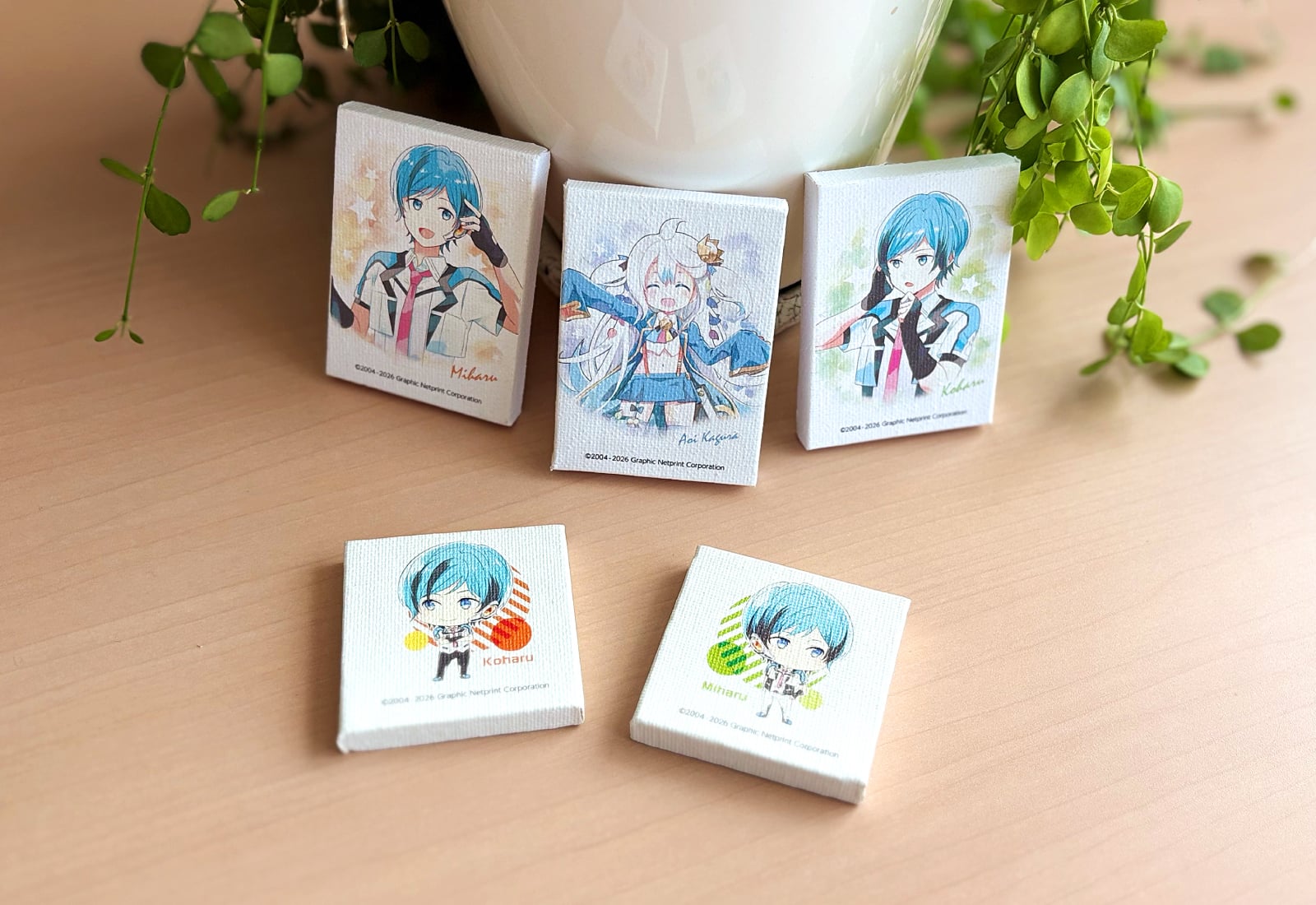 イラスト作品をたくさん並べて、かわいいオブジェとして。