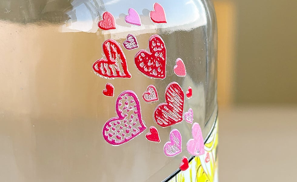 厚みのある素材で、程よい立体感を楽しめます。