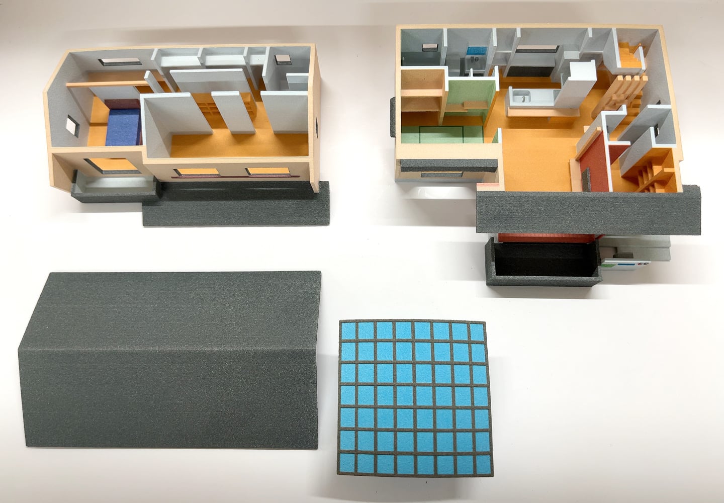 3Dプリンターで作成した住宅モデル+家具 （フルカラー）の拡大イメージ