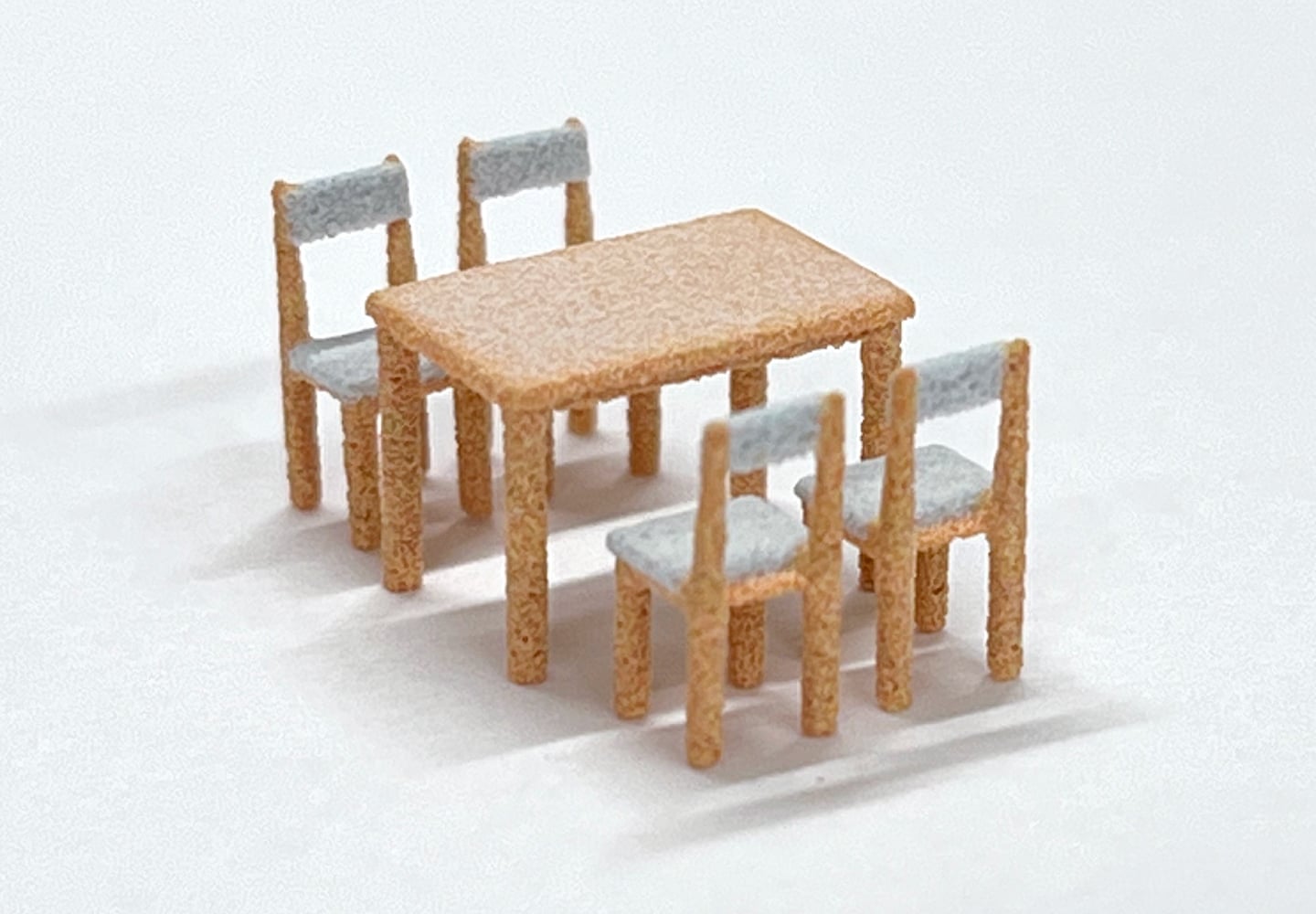PA樹脂サンプル ミニチュア家具（ダイニングセット）の拡大イメージ