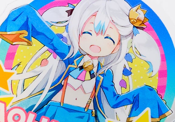 RGBデータ入稿に対応しているため、写真やイラストなどを鮮明に印刷します。（写真の素材：クリアタイプ）