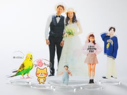 台座付きアクリルフィギュアのイメージ