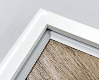 樹脂製 油彩額の額装 ホワイト（ライナー：同色）のフレームイメージ