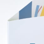 4ミリのマチがついているので、冊子なども収納可能。