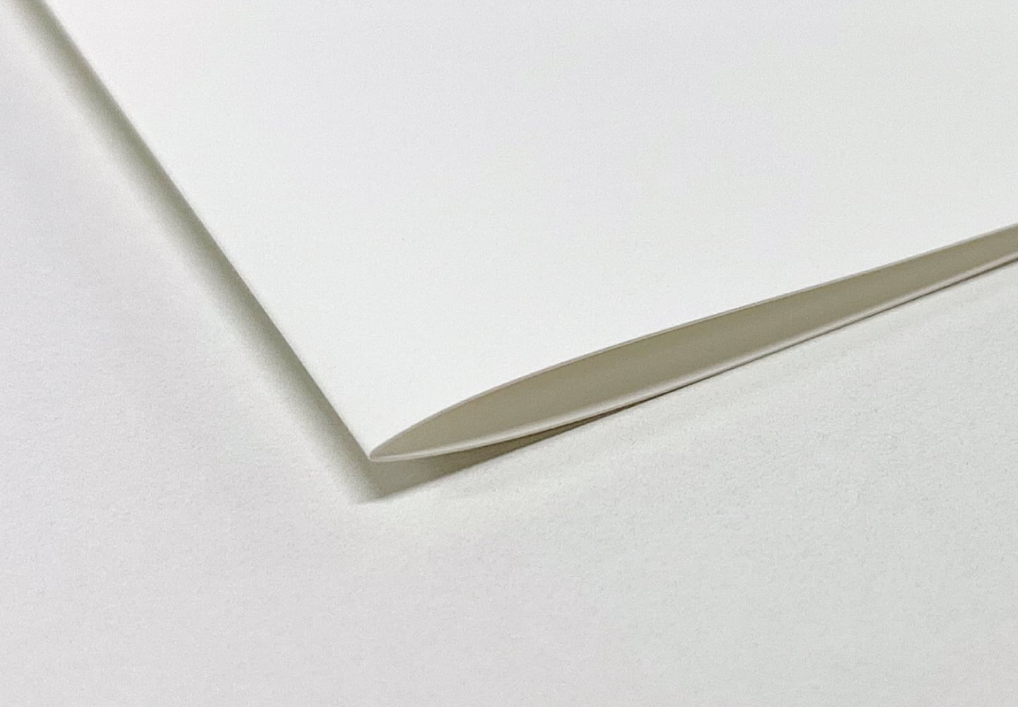 LIMEX折パンフレットの折加工イメージ