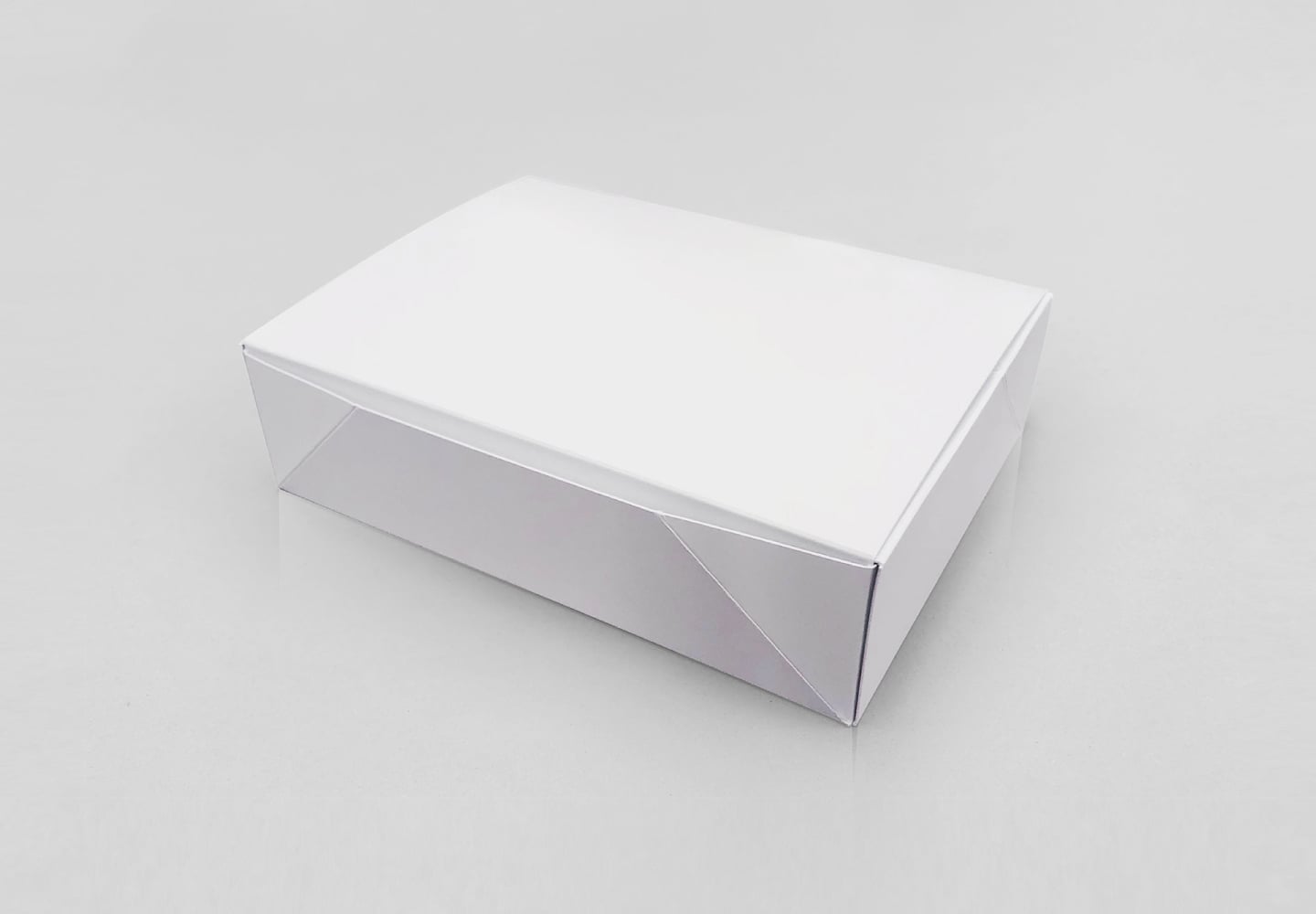 四隅貼り箱のフタを閉じたイメージ