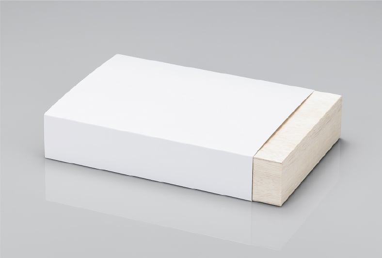 スリーブのみに中身を途中まで入れたイメージ