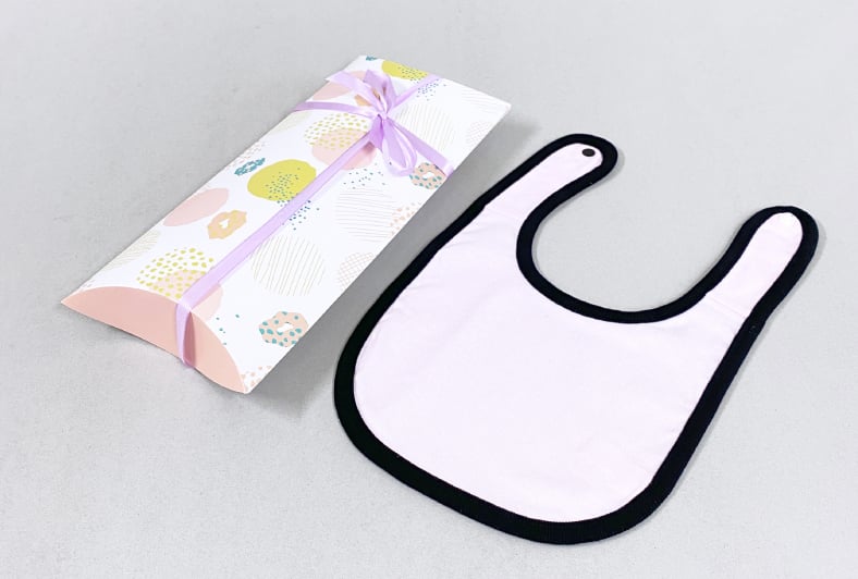 ファッションアイテム用パッケージB ベビービブなどの小物ギフトのイメージ