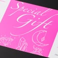 蛍光ピンクを使ったギフトカードの拡大イメージ